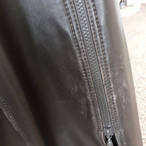 DANIER SZE L Brown 💯  leather coat🎉🎉Host Pick 1/8/25🎉🎉 - Picture 6 of 16